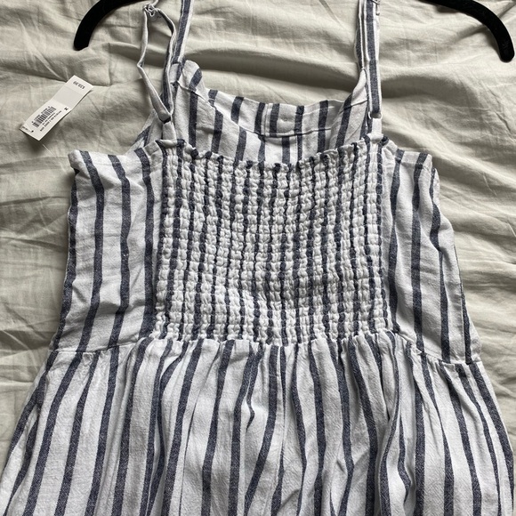 NWT Old Navy Jumpsuit Size M - Picture 7 of 10